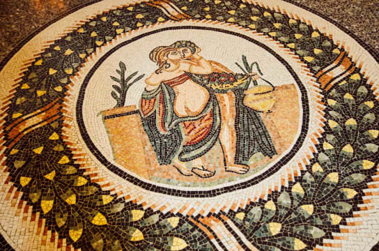 Valentine’s Day: Why Sicilian Wine is the romantic choice.